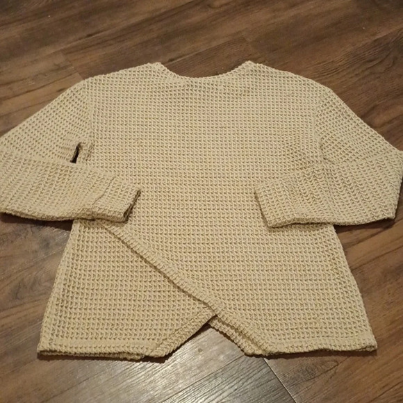 Shades Of Grey By Micah Cohen Tan Waffle Knit Cross Over Sweater Top A30 - Picture 6 of 6